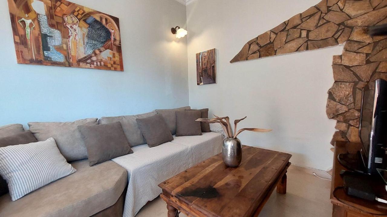 Alex Apartment Perama  Buitenkant foto